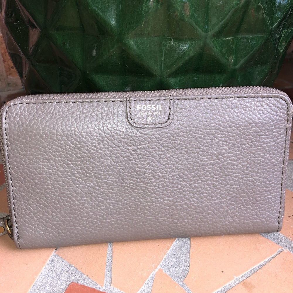 Fossil wallet 💼👝.!
